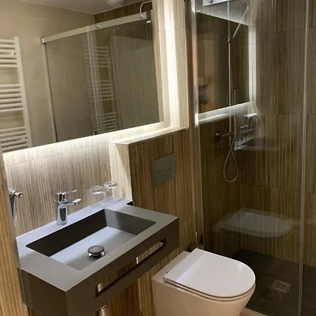 Essenzia 4*
